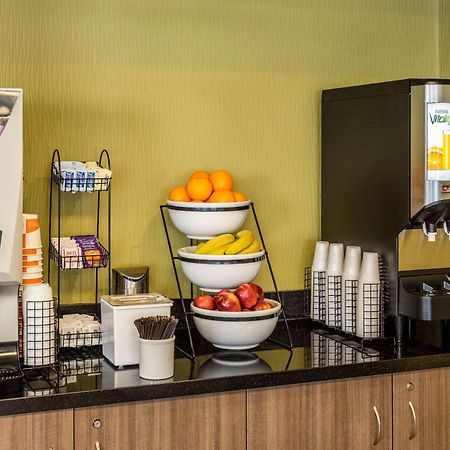 Comfort Inn Амхерст Экстерьер фото