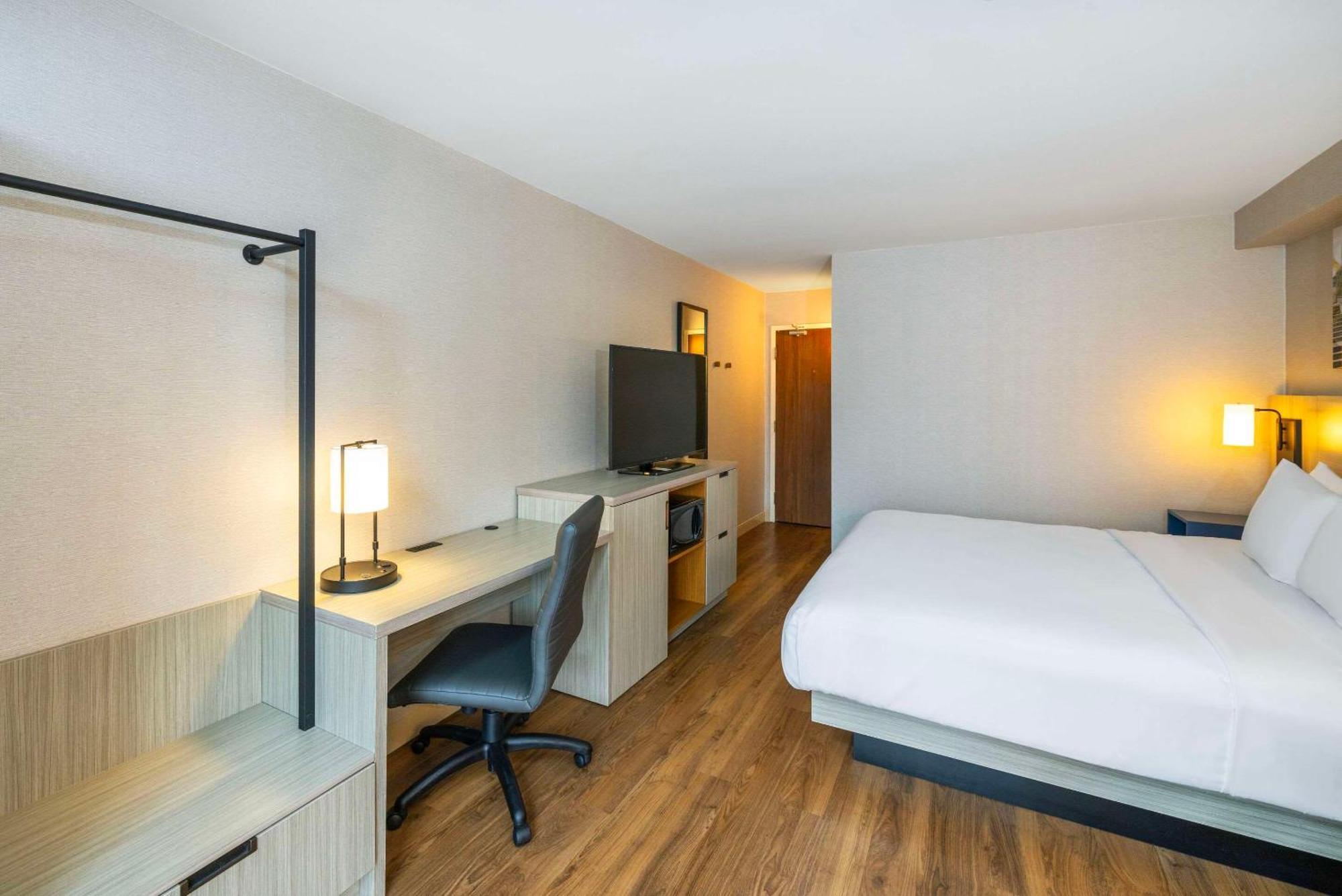Comfort Inn Амхерст Экстерьер фото