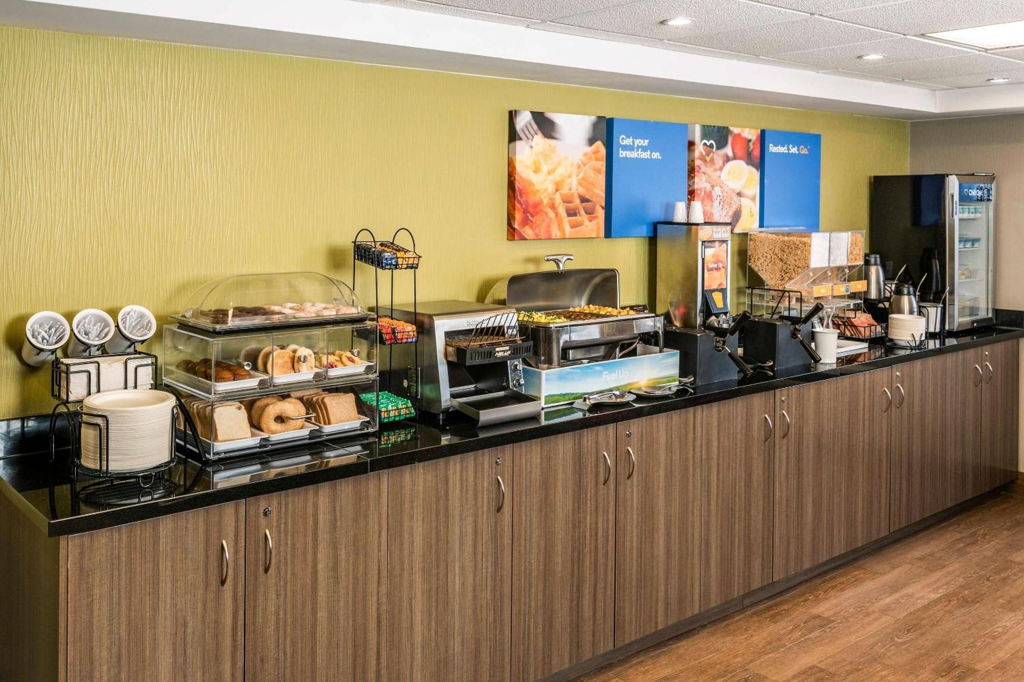 Comfort Inn Амхерст Экстерьер фото